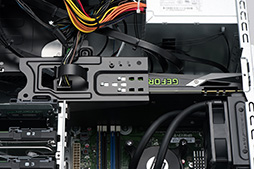 画像ギャラリー No.022のサムネイル画像 / HPのゲームPC「OMEN by HP」,その実力やいかに? GTX 1080&Skylake搭載のコンパクトデスクトップ「Desktop PC 870」レビュー
