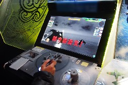 画像ギャラリー No.016のサムネイル画像 / ［JAEPO2015］ゲーム性とグラフィックスの両面が大幅進化。すべての人を提督にしてしまう「艦これ アーケード」のプレイレポートを掲載