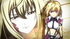 画像ギャラリー No.002のサムネイル画像 / ドラゴンとの戦いをオリジナル主人公の視点で描いた「クロスアンジュ 天使と竜の輪舞tr.」がPS Vita用ソフトとして2015年春に発売