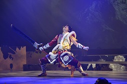 画像ギャラリー No.019のサムネイル画像 / Let's Party!衝撃のコラボが実現した舞台「戦国BASARA vs Devil May Cry」のゲネプロ鑑賞レポートをお届け