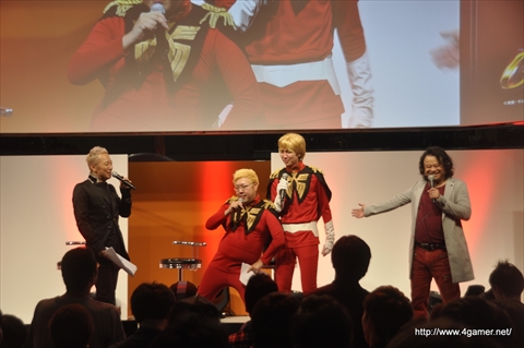 画像ギャラリー No.002のサムネイル画像 / ［TGS 2015］スマホ向けガンダムタイトルが揃い踏み。声優の小野坂昌也さんと檜山修之さんも登場した「秋のシャア祭り！ガンダムアプリ最新情報！！」レポート