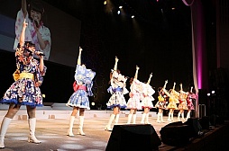 画像ギャラリー No.011のサムネイル画像 / 「アイドルマスター シンデレラガールズ」,「デレラジA」公録イベントをレポ。武内さんがイジり倒され,桜咲さんが恐怖を呼ぶ!?