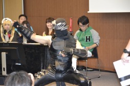 画像ギャラリー No.010のサムネイル画像 / 「DEAD OR ALIVE FESTIVAL」のフォト＆コスプレイベントをレポート。本物そっくりのバース登場に会場は騒然