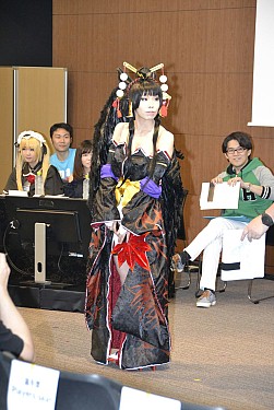 画像ギャラリー No.014のサムネイル画像 / 「DEAD OR ALIVE FESTIVAL」のフォト＆コスプレイベントをレポート。本物そっくりのバース登場に会場は騒然