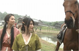 画像ギャラリー No.009のサムネイル画像 / 「三国天武」,テレビCMの放送記念で“100元宝”をプレゼント
