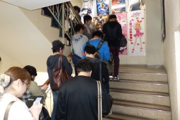 画像ギャラリー No.003のサムネイル画像 / 100人を超えるファンが集まった,AC「ディシディアファイナルファンタジー」ロケテストレポート。会場で間Pと鯨岡Dに話を聞いてみた