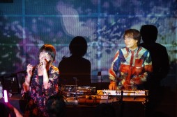 画像ギャラリー No.014のサムネイル画像 / 「crossbeats REV. SHARING DJ PARTY -2017 SPRING-」フォトレポート。8名のアーティスト陣が4時間以上にわたり熱いライブを繰り広げる