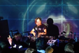 画像ギャラリー No.030のサムネイル画像 / 「crossbeats REV. SHARING DJ PARTY -2017 SPRING-」フォトレポート。8名のアーティスト陣が4時間以上にわたり熱いライブを繰り広げる