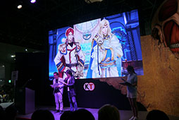 画像ギャラリー No.010のサムネイル画像 / ［TGS 2015］ジュリアス役の速水さんとオスカー役の堀内さんが実機プレイを披露した「アンジェリーク ルトゥール」スペシャルステージ