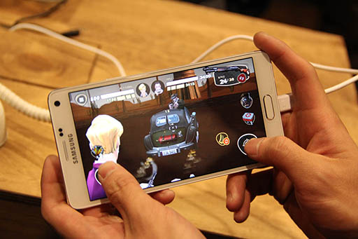 画像ギャラリー No.005のサムネイル画像 / ［G-Star 2015］スマホ上で抗争勃発。レトロ調なグラフィックスが光る新作TPS「Mafia」を遊んでみた
