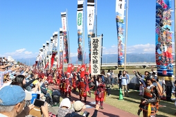 画像ギャラリー No.051のサムネイル画像 / イケメン武将たちとふたり旅気分が楽しめる「イケメン戦国」×山梨県笛吹市コラボ&大迫力の川中島合戦戦国絵巻レポート