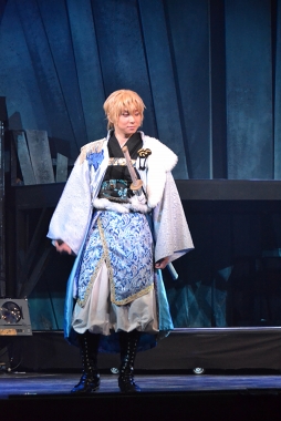画像ギャラリー No.043のサムネイル画像 / 謙信様の鞘になりたい。「イケメン戦国 THE STAGE 〜上杉謙信編〜」ゲネプロレポート