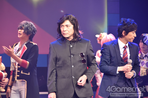 画像ギャラリー No.011のサムネイル画像 / パワーアップしたライブパフォーマンスに釘付け。本日開幕する「アイ★チュウ ザ・ステージ〜Stairway to Étoile 2018〜」ゲネプロ公演をレポート
