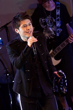 画像ギャラリー No.009のサムネイル画像 / 「アイ★チュウ」，2度目のユニット単独ライブ「Alchemist Night」の公式レポートが公開