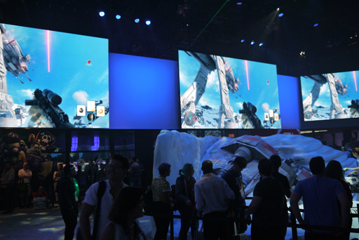 画像ギャラリー No.003のサムネイル画像 / ［E3 2015］「Star Wars: バトルフロント」の20対20対戦とスプリットスクリーンでのCo-opサバイバルを体験。プロデューサーにもインタビュー