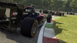 画像ギャラリー No.004のサムネイル画像 / 生配信番組「ユービーアイch」，7月31日は「F1 2015」を特集