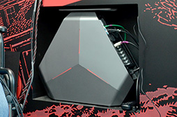 画像ギャラリー No.015のサムネイル画像 / ［E3 2015］新型HMD「StarVR」を西川善司が体験。「5K解像度で視界角210度」はVR体験をどう変える？