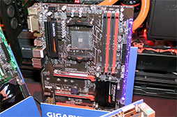 画像ギャラリー No.017のサムネイル画像 / Ryzenの実効性能はこれからまだ上がる？ AMDがRyzenの利点をアピールする説明会を開催