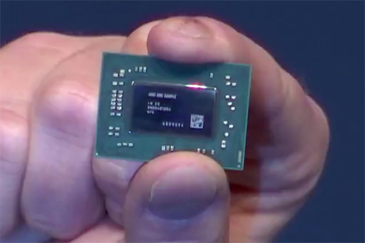画像ギャラリー No.002のサムネイル画像 / ［COMPUTEX］AMD，ノートPC向けプロセッサ「Ryzen Mobile」の実物を披露。前世代のAPUと比べてGPU性能は40％向上