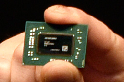 画像ギャラリー No.004のサムネイル画像 / ［COMPUTEX］Ryzen ThreadripperとEPYCはピン互換だが，電気的には互換性なし。これから登場する製品の気になるところをAMDに聞いてきた