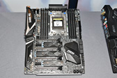 画像ギャラリー No.008のサムネイル画像 / ［SIGGRAPH］Ryzen Threadripperは発表時点で3モデル展開に。上位2モデルは8月10日発売決定