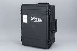 画像ギャラリー No.003のサムネイル画像 / 「Ryzen Threadripper」到着! これまでにない製品ボックスと,アイデア賞モノのCPU取り付け方法を見てみよう