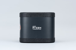 画像ギャラリー No.015のサムネイル画像 / 「Ryzen Threadripper」到着! これまでにない製品ボックスと,アイデア賞モノのCPU取り付け方法を見てみよう