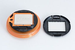 画像ギャラリー No.033のサムネイル画像 / 「Ryzen Threadripper」到着! これまでにない製品ボックスと,アイデア賞モノのCPU取り付け方法を見てみよう