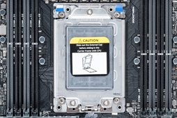 画像ギャラリー No.038のサムネイル画像 / 「Ryzen Threadripper」到着! これまでにない製品ボックスと,アイデア賞モノのCPU取り付け方法を見てみよう