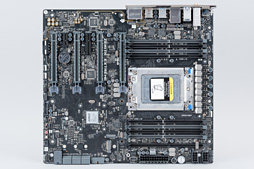 画像ギャラリー No.062のサムネイル画像 / 「Ryzen Threadripper」到着! これまでにない製品ボックスと,アイデア賞モノのCPU取り付け方法を見てみよう