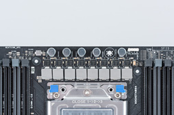 画像ギャラリー No.064のサムネイル画像 / 「Ryzen Threadripper」到着! これまでにない製品ボックスと,アイデア賞モノのCPU取り付け方法を見てみよう
