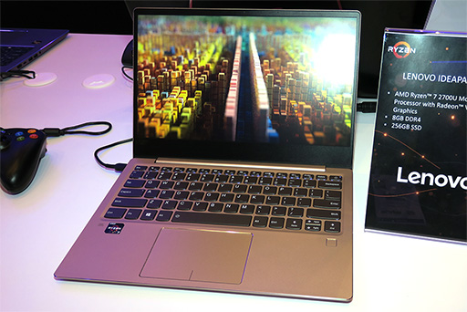 画像ギャラリー No.002のサムネイル画像 / Ryzen MobileやKaby Lake-G搭載ノートPCが目を惹く。CES 2018で見かけた注目のPC新製品をまとめてレポート