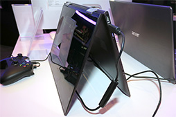 画像ギャラリー No.004のサムネイル画像 / Ryzen MobileやKaby Lake-G搭載ノートPCが目を惹く。CES 2018で見かけた注目のPC新製品をまとめてレポート