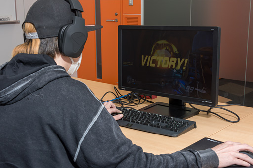 画像ギャラリー No.012のサムネイル画像 / Raven Ridge「Ryzen 5 2400G」「Ryzen 3 2200G」の統合型GPUでOverwatchとWoWs，PUBGは満足にプレイできるのか。実際に確かめてみた