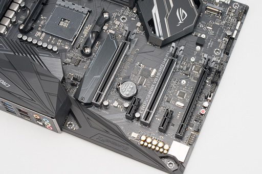 画像ギャラリー No.028のサムネイル画像 / 「Ryzen 7 2700X」「Ryzen 5 2600X」評価キットが4Gamerに到着。第2世代Ryzenは8C16Tの最上位モデルで税別329ドルに