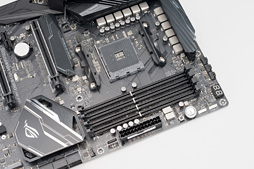 画像ギャラリー No.030のサムネイル画像 / 「Ryzen 7 2700X」「Ryzen 5 2600X」評価キットが4Gamerに到着。第2世代Ryzenは8C16Tの最上位モデルで税別329ドルに