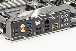 画像ギャラリー No.037のサムネイル画像 / 「Ryzen 7 2700X」「Ryzen 5 2600X」評価キットが4Gamerに到着。第2世代Ryzenは8C16Tの最上位モデルで税別329ドルに