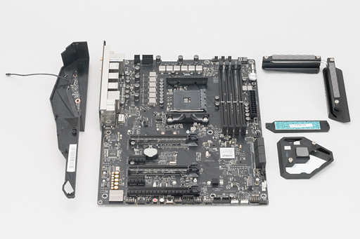 画像ギャラリー No.038のサムネイル画像 / 「Ryzen 7 2700X」「Ryzen 5 2600X」評価キットが4Gamerに到着。第2世代Ryzenは8C16Tの最上位モデルで税別329ドルに