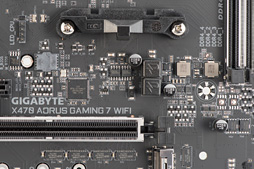 画像ギャラリー No.049のサムネイル画像 / 「Ryzen 7 2700X」「Ryzen 5 2600X」評価キットが4Gamerに到着。第2世代Ryzenは8C16Tの最上位モデルで税別329ドルに
