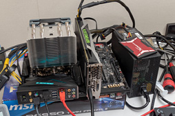 画像ギャラリー No.049のサムネイル画像 / 「Ryzen 7 2700X」「Ryzen 5 2600X」レビュー。第2世代Ryzenは，そのゲーム性能でついに競合を捉える