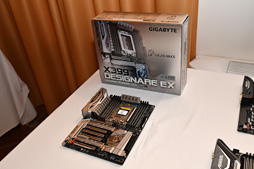 画像ギャラリー No.013のサムネイル画像 / AMD，第2世代Ryzen Threadripperのラインナップと価格を発表し，実動デモも披露