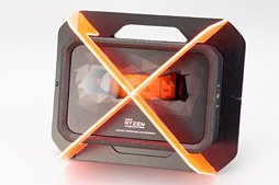 画像ギャラリー No.006のサムネイル画像 / 「Ryzen Threadripper 2950X」到着。第2世代の16コア32スレッド対応CPUは今回も特殊な製品ボックス入りだ