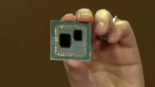 画像ギャラリー No.002のサムネイル画像 / AMD，第3世代Ryzenを披露。サンプルチップの時点でCINEBENCH R15のスコアはi9-9900Kを上回る