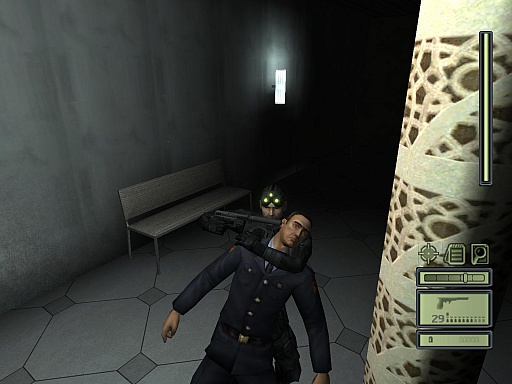 画像ギャラリー No.007のサムネイル画像 / 東京レトロゲームショウ2015：第17回「Tom Clancy's Splinter Cell」で，暗いところが大好きで体脂肪率の低い中年工作員の活躍を体験したい
