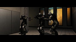 画像ギャラリー No.005のサムネイル画像 / 東京レトロゲームショウ2015：第30回　「F.E.A.R.」で，色褪せないグラフィックスに感心したり赤い服の少女に戦慄したりする