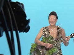 PS4版「ARK：Survival Evolved」，ANZEN漫才のみやぞんさんが出演するWeb CMのメイキング映像が公開に