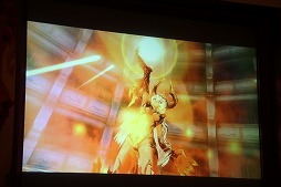 画像ギャラリー No.024のサムネイル画像 / 「よるのないくに」は2015年9月17日発売に。主人公・アーナスを演じたM・A・Oさんらが登壇した完成記念発表会の模様をレポート