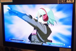 画像ギャラリー No.004のサムネイル画像 / フランスパンのドット芸が映える鞭使い・フォノンが参戦。最新作「UNDER NIGHT IN-BIRTH Exe:Late[st]」ロケテストレポート（※ムービー追加）