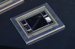 画像ギャラリー No.012のサムネイル画像 / ［E3 2015］AMD，新世代GPU「Radeon R9 Fury」を発表。15cm強の短尺モデルから空冷，液冷，デュアルGPU構成までの4モデル展開に