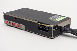 画像ギャラリー No.018のサムネイル画像 / 「Radeon R9 Fury X」レビュー。GeForceの上位モデルと戦えるRadeonが,唯一無二の特徴を武器に戻ってきた